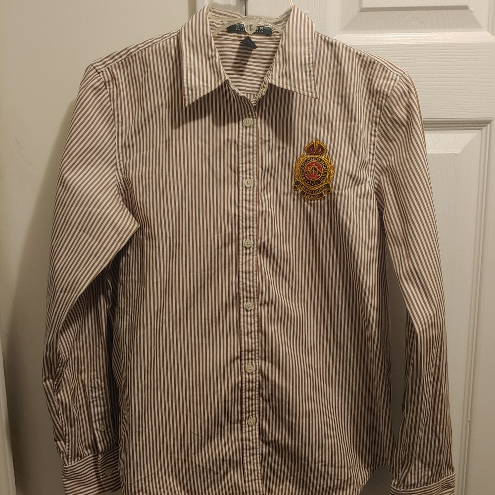 Ralph Lauren Women Button-Up Shirt. Size Medium